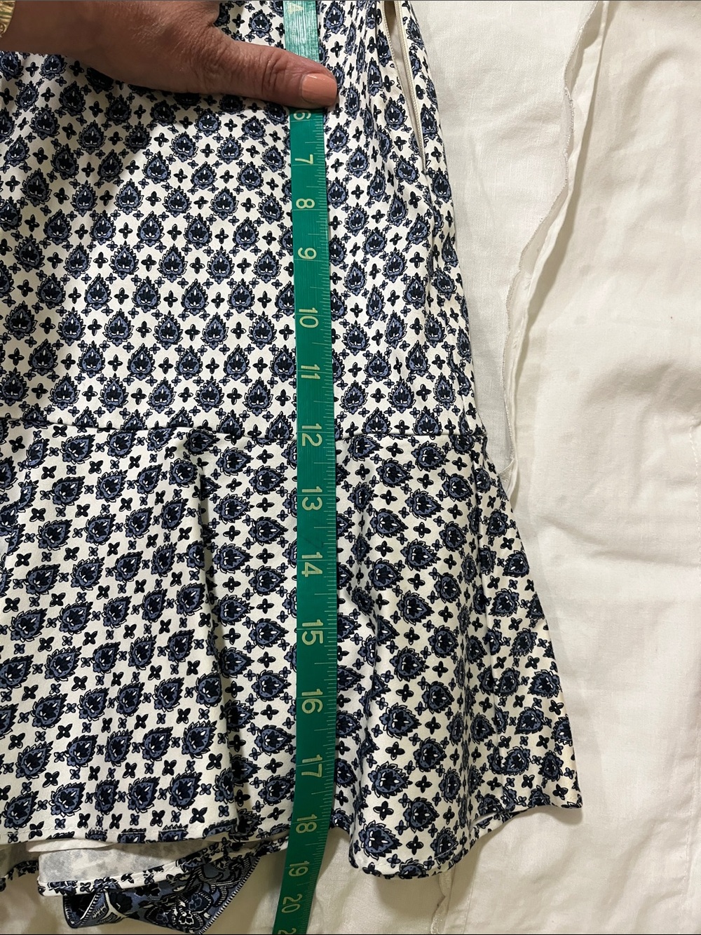 Veronica Beard Navy and White Printed Mini Skirt with Tie Waist - Picture 7 of 7